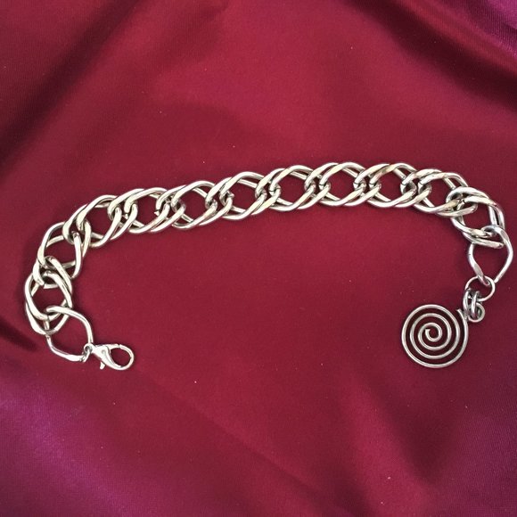 NWOT - Stylish Double-Link Chain Sliver Bracelet - Picture 2 of 2